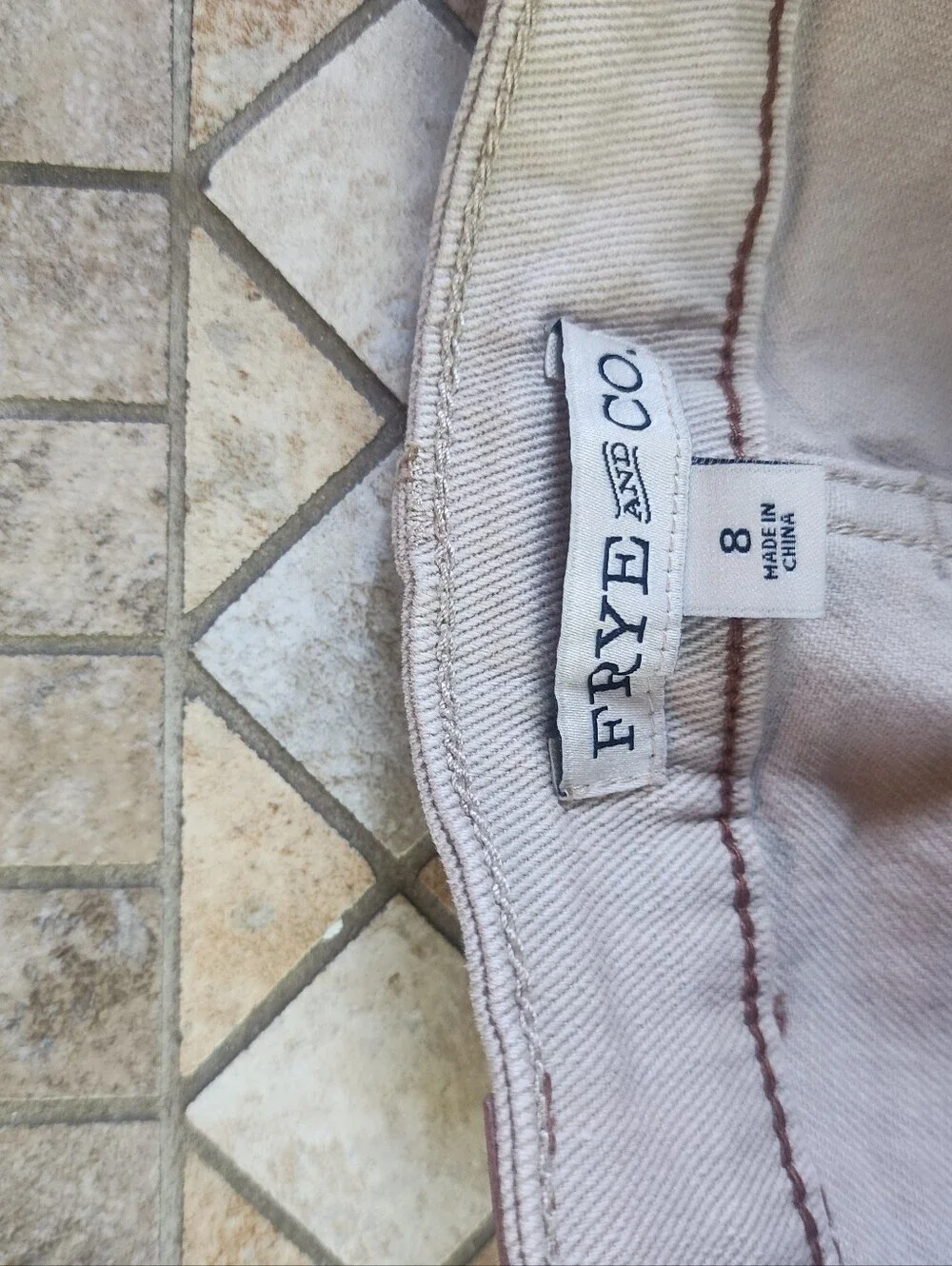 FRYE AND CO. Light Cream Wide Leg Jeans